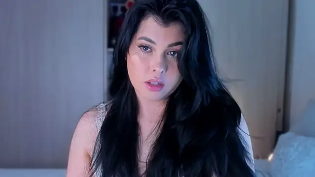 Snapshot of Alyaa_s chatting on September 19, 2025, 8:31 pm Alyaa s online show from September 19, 2025, 8:31 pm