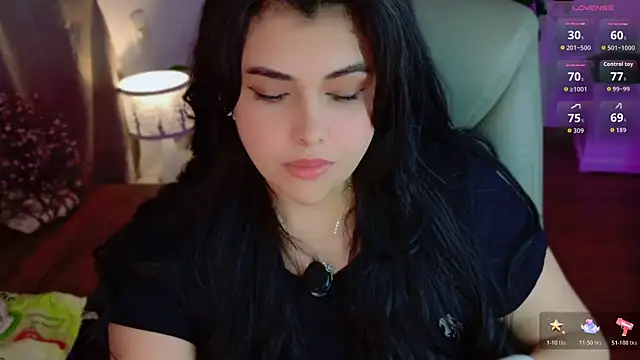 Snapshot of Alyaa_s chatting on June 29, 2026, 10:15 am Alyaa s online show from June 29, 2026, 10:15 am