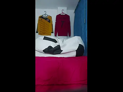 ALBEIROFOOTBALL1992 online show from February 18, 2025, 6:15 am