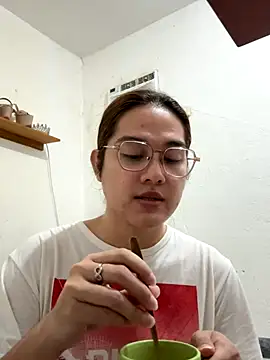 Snapshot of MarieLoveGlamorous chatting on September 30, 2025, 12:54 pm MarieLoveGlamorous online show from September 30, 2025, 12:54 pm