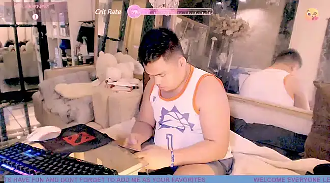 Snapshot of Hardking_69 chatting on February 17, 2025, 4:42 am Hardking 69 online show from February 17, 2025, 4:42 am