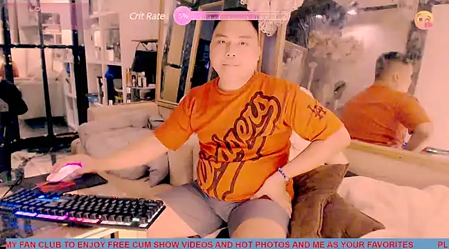 Snapshot of Hardking_69 chatting on March 18, 2025, 8:36 am Hardking 69 online show from March 18, 2025, 8:36 am