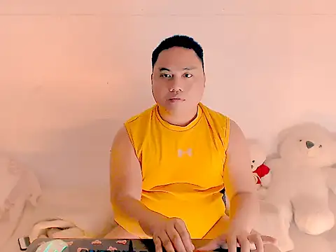 Snapshot of Hardking_69 chatting on September 13, 2025, 2:22 am Hardking 69 online show from September 13, 2025, 2:22 am