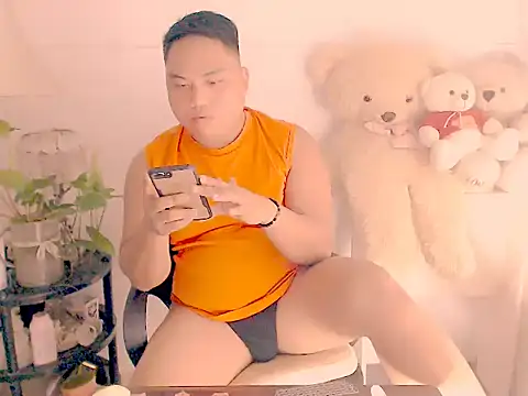 Snapshot of Hardking_69 chatting on October 18, 2025, 9:32 am Hardking 69 online show from October 18, 2025, 9:32 am