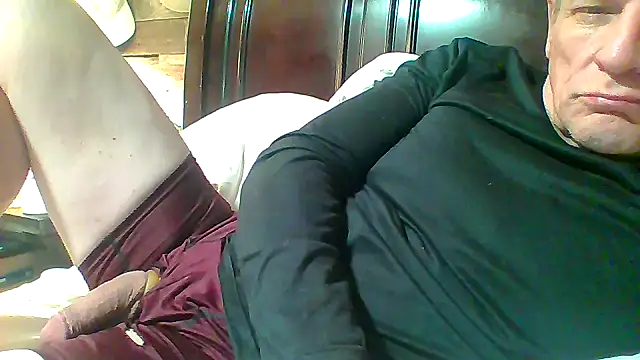 Snapshot of imN2Deep4mygirl2take chatting on April 12, 2026, 6:07 am imN2Deep4mygirl2take online show from April 12, 2026, 6:07 am