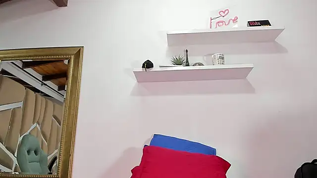 Snapshot of naia_blessed chatting on March 19, 2025, 7:17 pm naia blessed online show from March 19, 2025, 7:17 pm