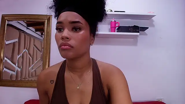 Snapshot of naia_blessed chatting on October 9, 2025, 7:12 pm naia blessed online show from October 9, 2025, 7:12 pm