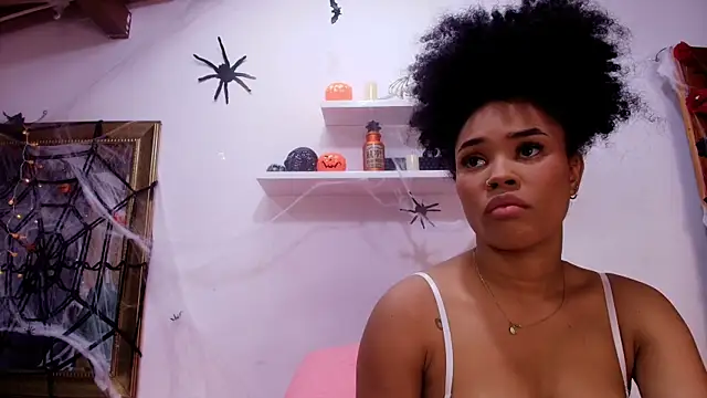 Snapshot of naia_blessed chatting on October 17, 2025, 7:16 pm naia blessed online show from October 17, 2025, 7:16 pm