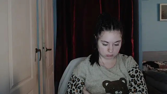 ryhhnnagold99 online show from December 16, 2025, 1:16 pm