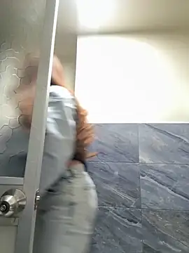 Snapshot of roouse chatting on September 9, 2025, 10:20 pm roouse online show from September 9, 2025, 10:20 pm