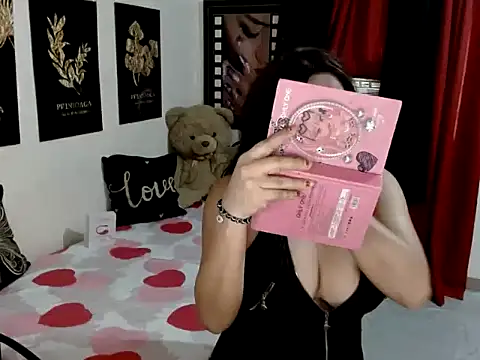 UrhotGoddess online show from July 23, 2026, 2:31 am