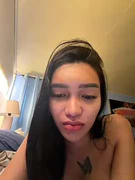 Snapshot of _caroline69 chatting on November 21, 2025, 1:37 am caroline69 online show from November 21, 2025, 1:37 am