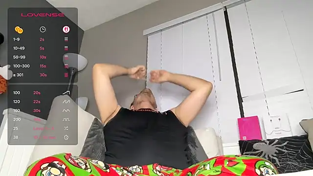 lucasgalacticman online show from October 9, 2025, 6:11 am