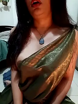 Snapshot of RadhaBabe chatting on February 12, 2026, 1:06 pm RadhaBabe online show from February 12, 2026, 1:06 pm