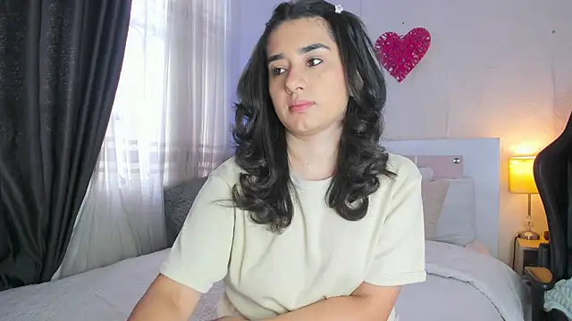 annadu011 online show from March 14, 2025, 2:41 pm