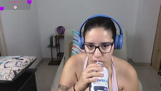 blue  moon  online show from June 25, 2026, 1:04 pm