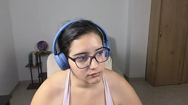 blue  moon  online show from July 5, 2026, 4:19 am