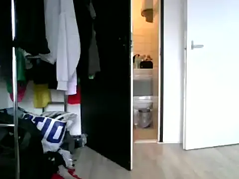 Snapshot of Ebonygirlx chatting on December 28, 2024, 12:24 pm Ebonygirlx online show from December 28, 2024, 12:24 pm