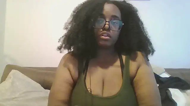 MissCC99 online show from April 10, 2026, 3:17 pm