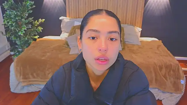 Snapshot of samantha_bss chatting on January 28, 2025, 2:42 pm samantha bss online show from January 28, 2025, 2:42 pm