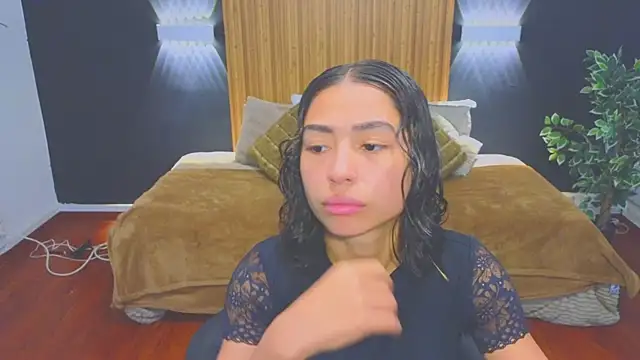 Snapshot of samantha_bss chatting on February 3, 2025, 2:34 pm samantha bss online show from February 3, 2025, 2:34 pm