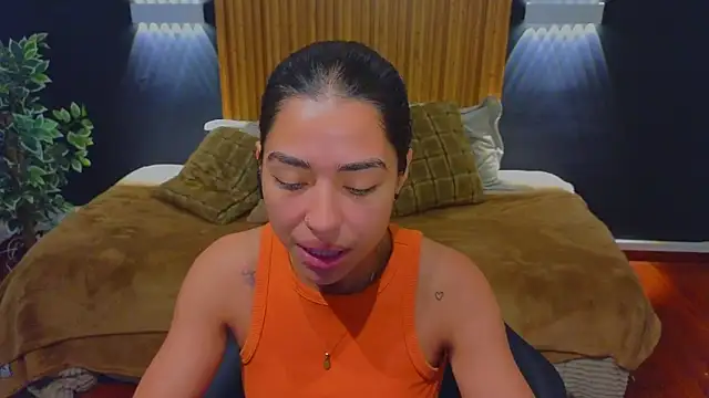 Snapshot of samantha_bss chatting on February 8, 2025, 2:05 pm samantha bss online show from February 8, 2025, 2:05 pm