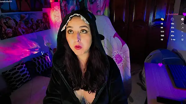 emma luna59 online show from July 10, 2026, 7:05 pm