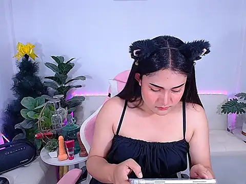 plysaithailand online show from December 2, 2025, 1:05 pm