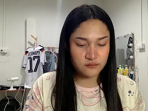 Snapshot of plysaithailand chatting on August 1, 2026, 3:22 pm plysaithailand online show from August 1, 2026, 3:22 pm