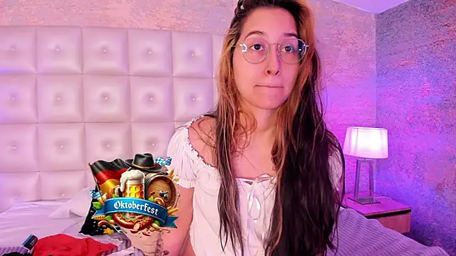 Abby Sweet1  online show from October 1, 2025, 11:38 am