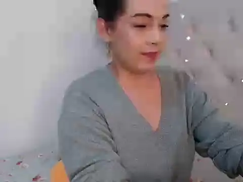 camii 7 online show from February 12, 2026, 2:28 am