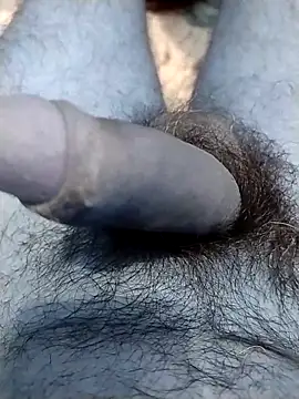 Rajxxxdx4u online show from March 2, 2025, 7:12 pm