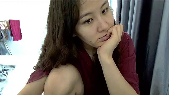 Snapshot of Riz_girl chatting on July 1, 2026, 10:17 am Riz girl online show from July 1, 2026, 10:17 am