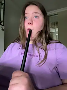 Snapshot of remirann_ chatting on January 6, 2025, 6:41 pm remirann online show from January 6, 2025, 6:41 pm