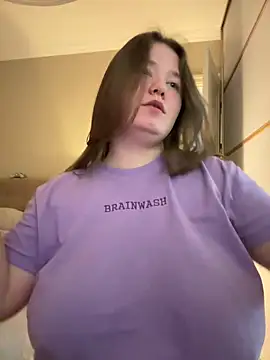 Snapshot of remirann_ chatting on January 7, 2025, 11:05 am remirann online show from January 7, 2025, 11:05 am