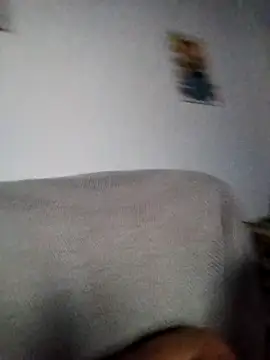 juandi21cm online show from September 28, 2025, 9:20 pm