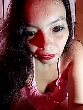 Snapshot of Melanymartinez105 chatting on May 3, 2026, 6:14 pm Melanymartinez105 online show from May 3, 2026, 6:14 pm