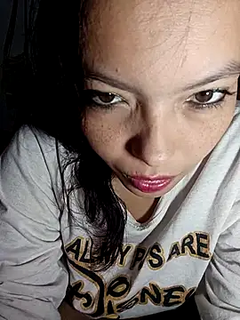 Snapshot of Melanymartinez105 chatting on May 30, 2026, 3:25 am Melanymartinez105 online show from May 30, 2026, 3:25 am