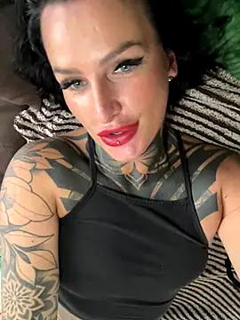 InkedBiitch online show from October 11, 2025, 10:03 am
