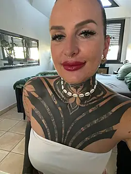 Snapshot of InkedBiitch chatting on July 11, 2026, 6:38 am InkedBiitch online show from July 11, 2026, 6:38 am