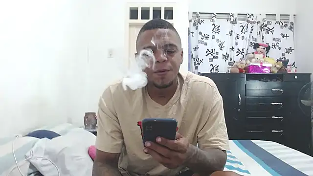 Snapshot of hot_and_naughty_latin chatting on February 14, 2025, 11:21 am hot and naughty latin online show from February 14, 2025, 11:21 am