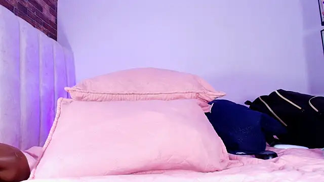 Snapshot of _ebony-queen_ chatting on June 11, 2026, 3:04 am ebony-queen online show from June 11, 2026, 3:04 am