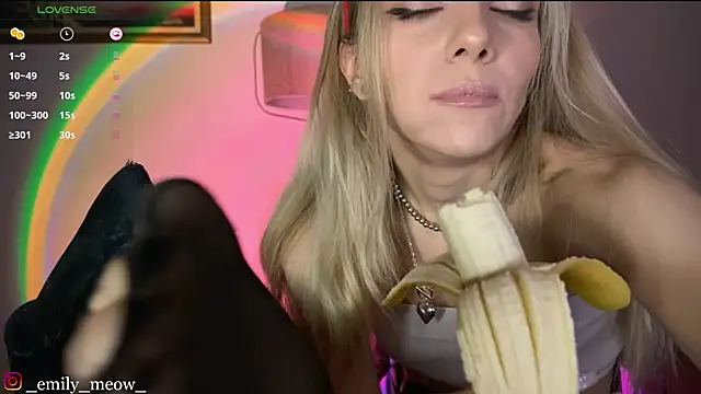 Snapshot of _Emily_Sweety_ chatting on December 24, 2024, 11:38 am Emily Sweety online show from December 24, 2024, 11:38 am