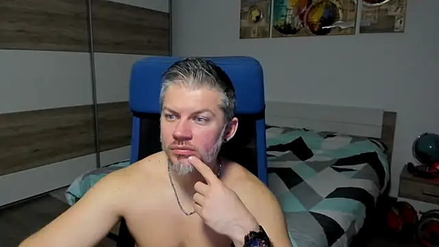 Snapshot of RobbyShawz chatting on January 13, 2025, 10:58 am RobbyShawz online show from January 13, 2025, 10:58 am