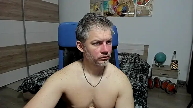 RobbyShawz online show from May 1, 2026, 4:28 am