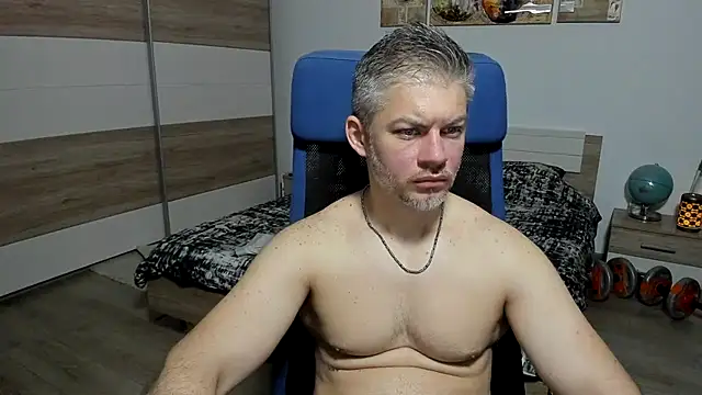 RobbyShawz online show from May 11, 2026, 5:02 am