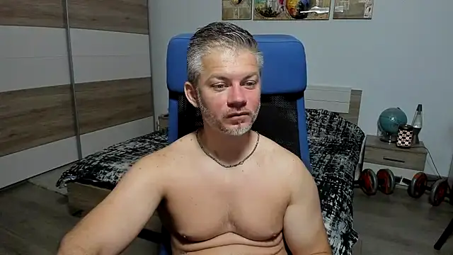 Snapshot of RobbyShawz chatting on June 29, 2026, 4:08 am RobbyShawz online show from June 29, 2026, 4:08 am