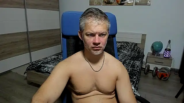 Snapshot of RobbyShawz chatting on July 12, 2026, 5:20 am RobbyShawz online show from July 12, 2026, 5:20 am