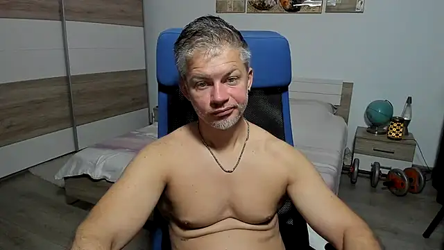 Snapshot of RobbyShawz chatting on July 17, 2026, 4:19 am RobbyShawz online show from July 17, 2026, 4:19 am