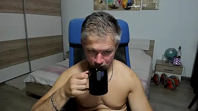 Snapshot of RobbyShawz chatting on July 24, 2026, 4:54 am RobbyShawz online show from July 24, 2026, 4:54 am
